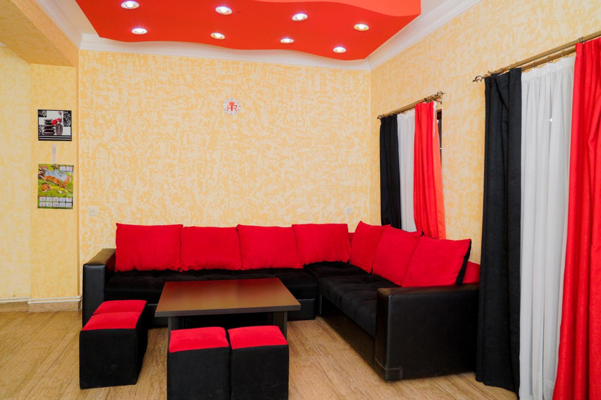 Royal Rest Townhouse Villa Dilijan Esterno foto