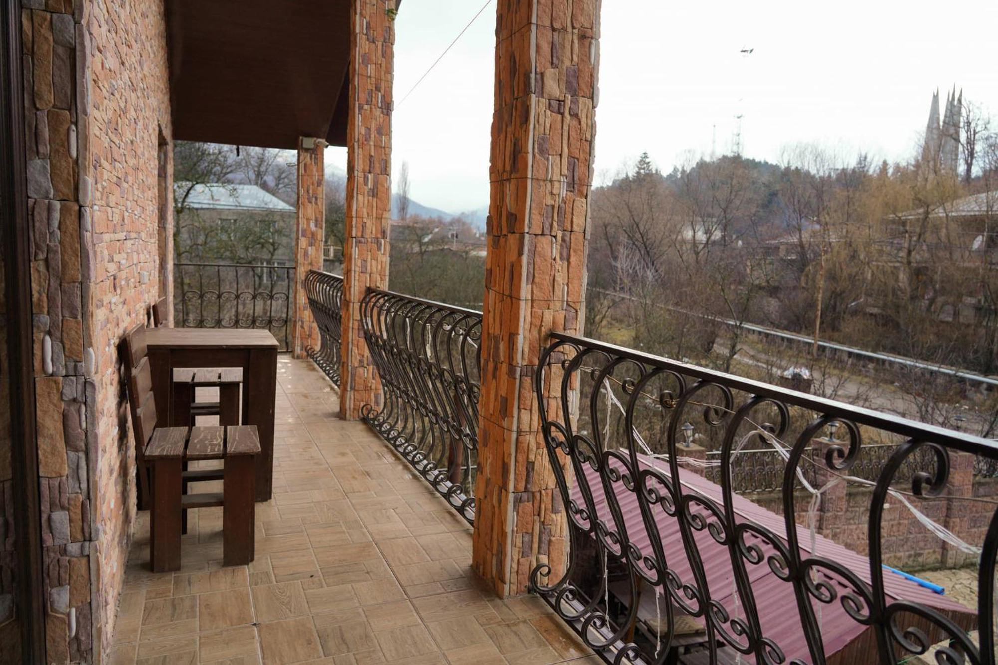 Royal Rest Townhouse Villa Dilijan Esterno foto